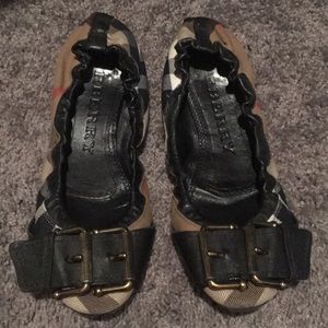 Burberry Flats Size 38.5